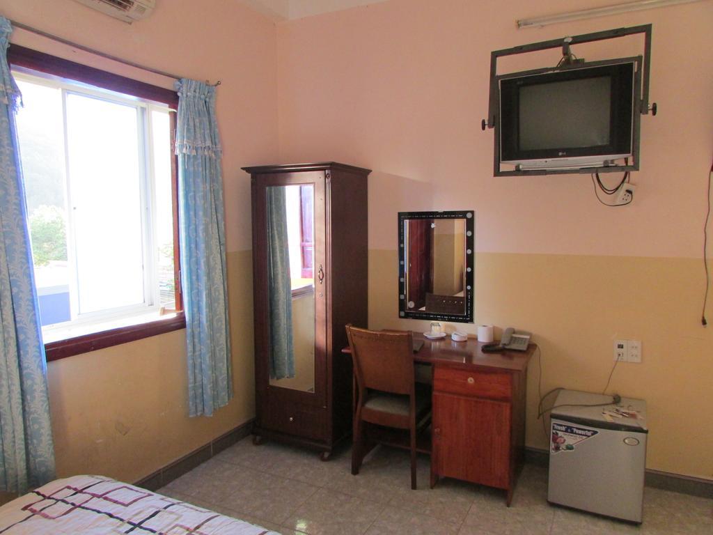 Hung Thinh Hotel Quy Nhon Exterior photo